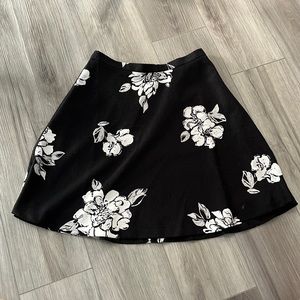 Ann Taylor A Line Embroidered Skirt